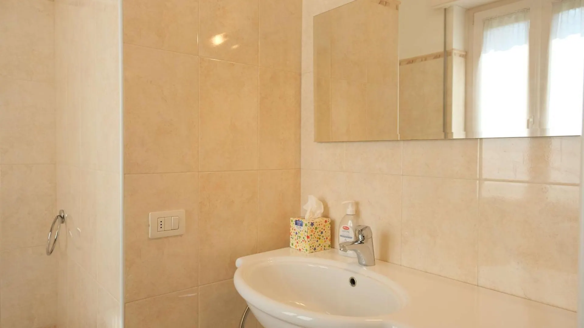 Case Vr Holiday Casa Roby Verona 0*,  Italië